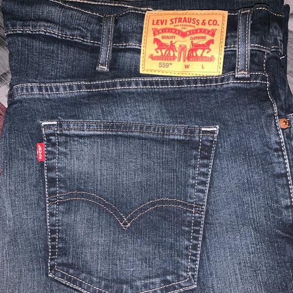 Levi’s Men’s Jeans - Picture 2 of 2